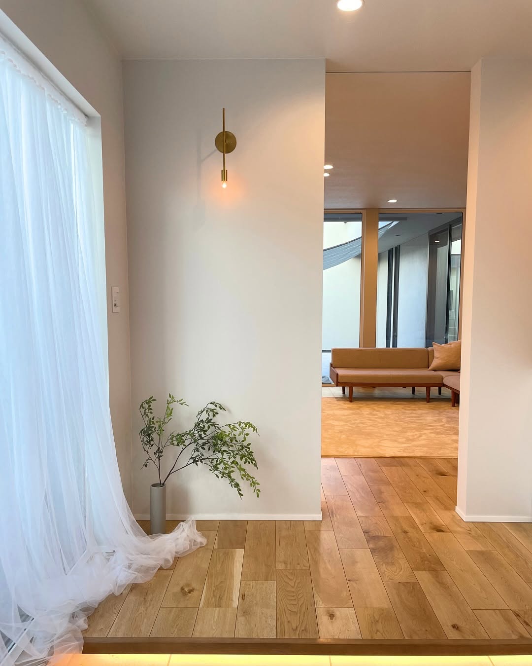 ドアが空間に溶け込んでる賞作品